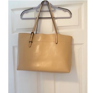 Beige leather hand bag